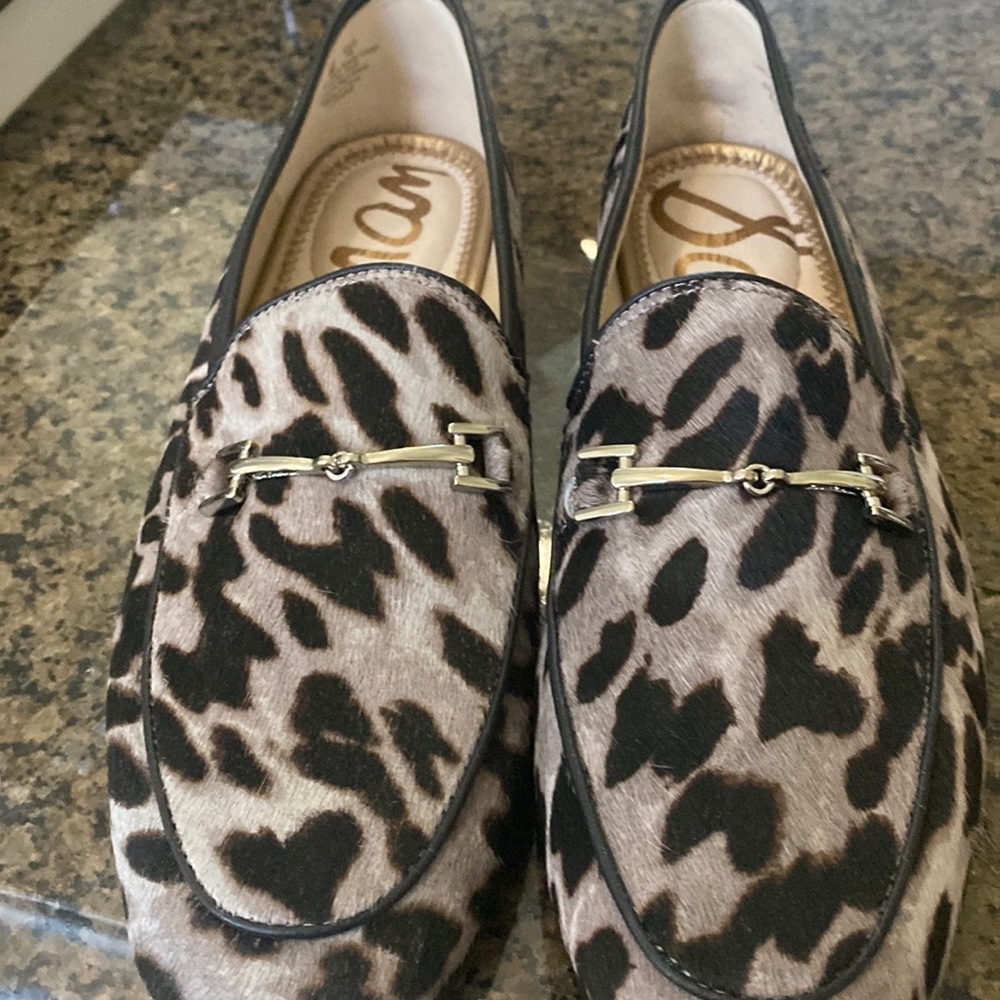 Brand new never worn loafer